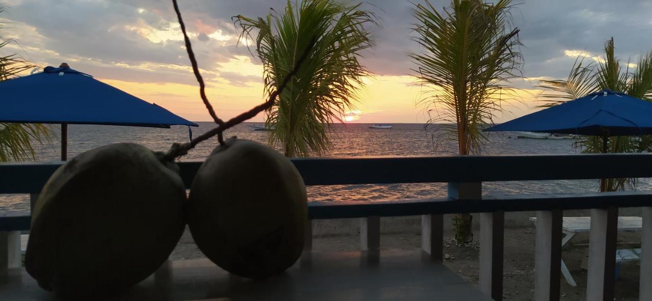 Moyo Island Resort Exterior foto