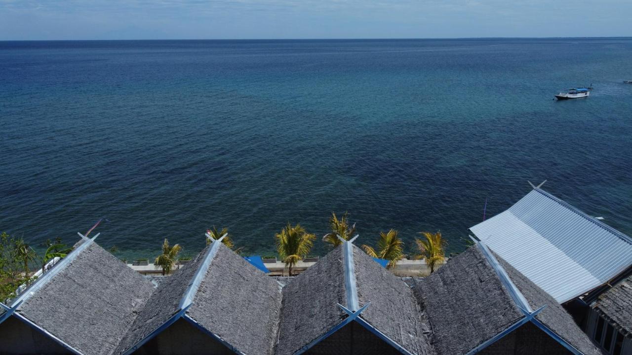 Moyo Island Resort Exterior foto