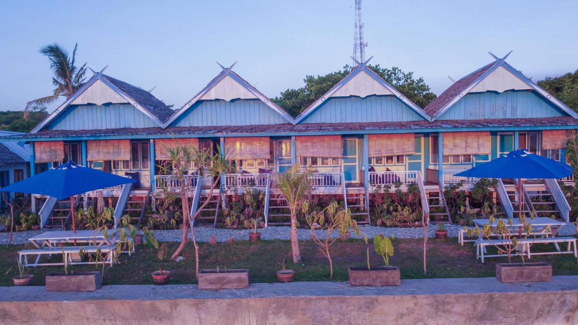 Moyo Island Resort Exterior foto